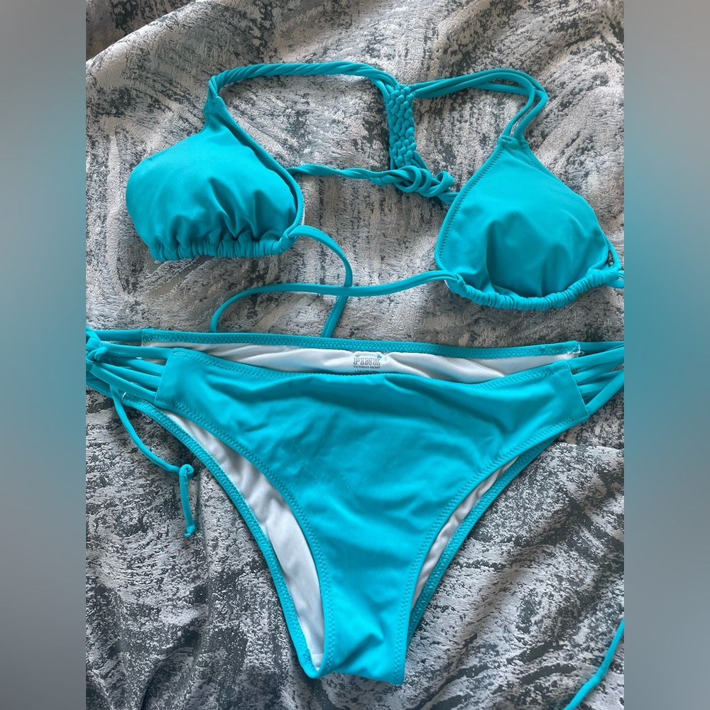 Bikini / two piece swimsuit